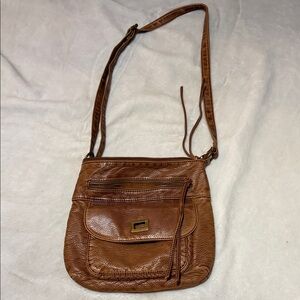 Bueno Tan Leather Crossbody Bag